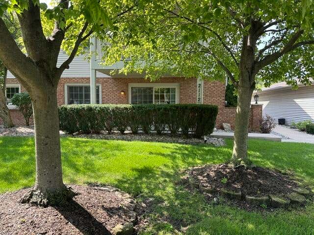 Photo of 2112 Terrace Drive #2112, Highland, IN 46322 (MLS # 843620)