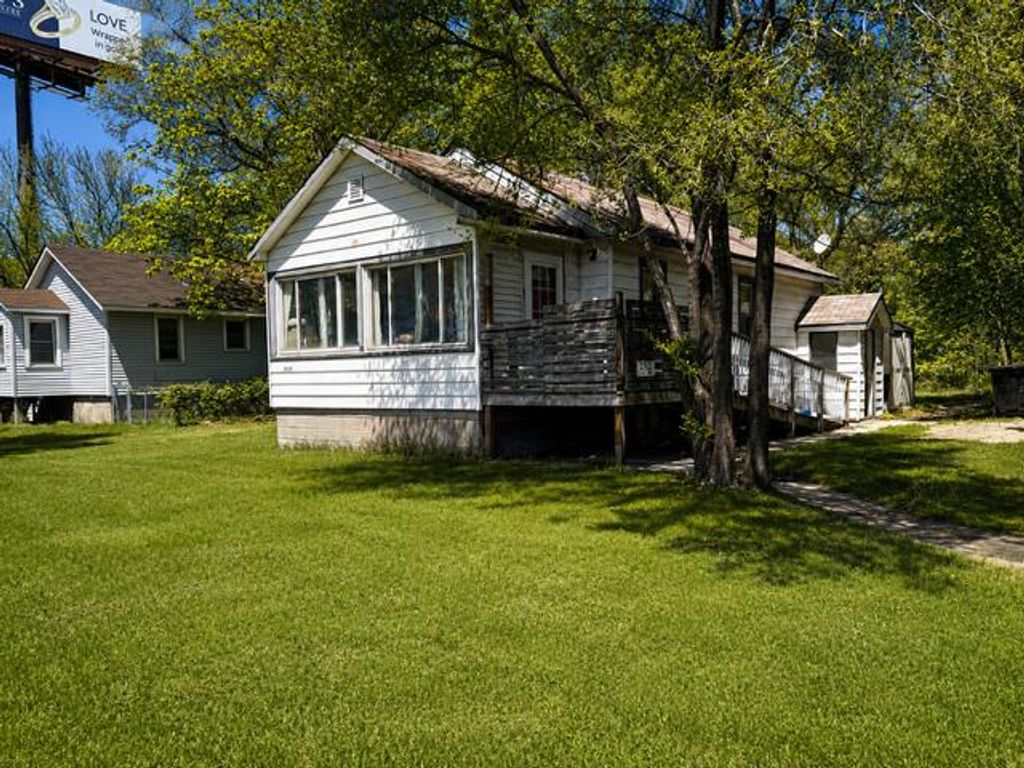 Photo of 5030 W 27th Avenue, Gary, IN 46406 (MLS # 839151)