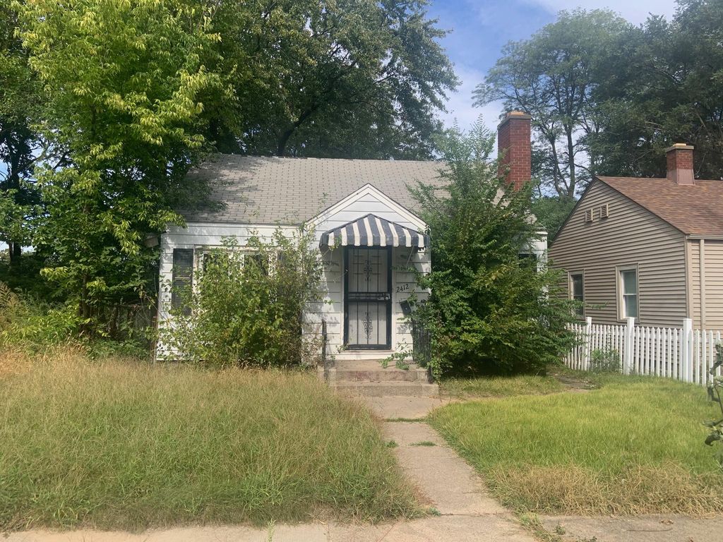 Photo of 2412 W 19th Avenue, Gary, IN 46404 (MLS # 829425)