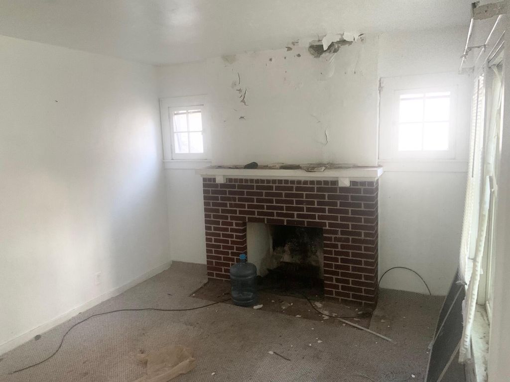 Photo of 2412 W 19th Avenue, Gary, IN 46404 (MLS # 829425)