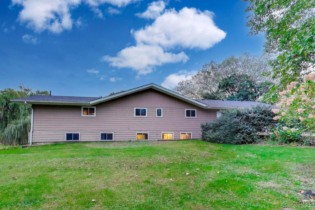 Photo of 505 E Burdick Road, Chesterton, IN 46304 (MLS # 829326)
