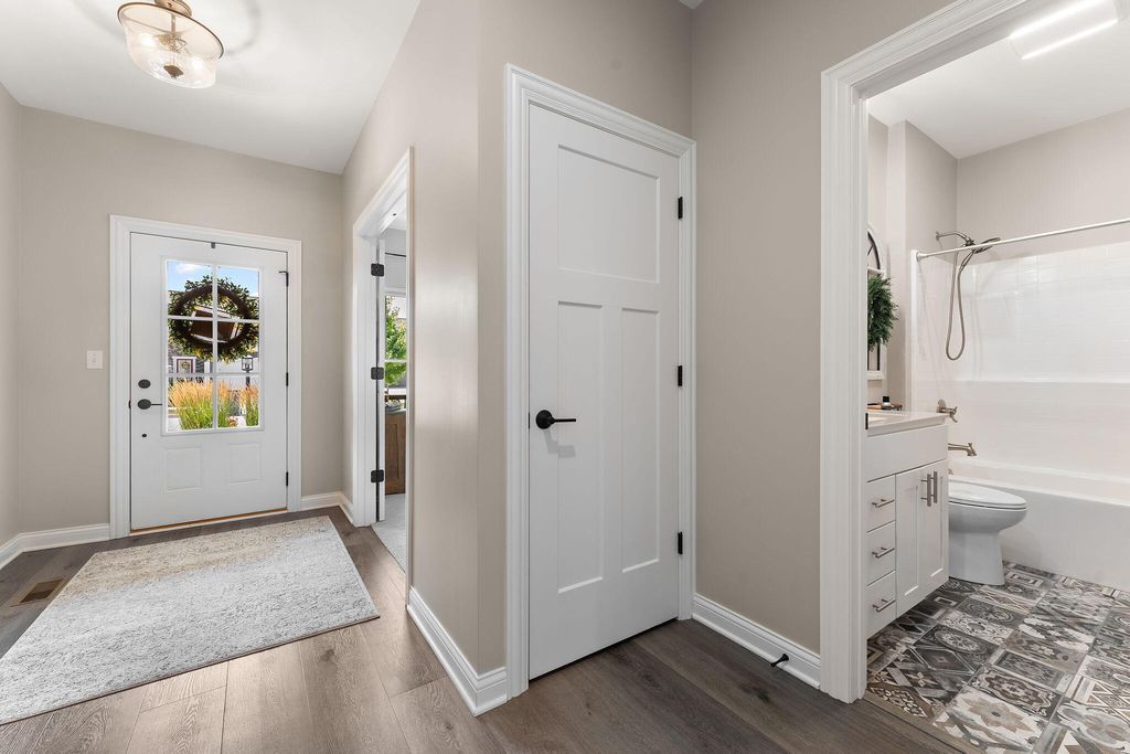 Photo of 3150 Bramble Crossing, Valparaiso, IN 46385 (MLS # 842400)