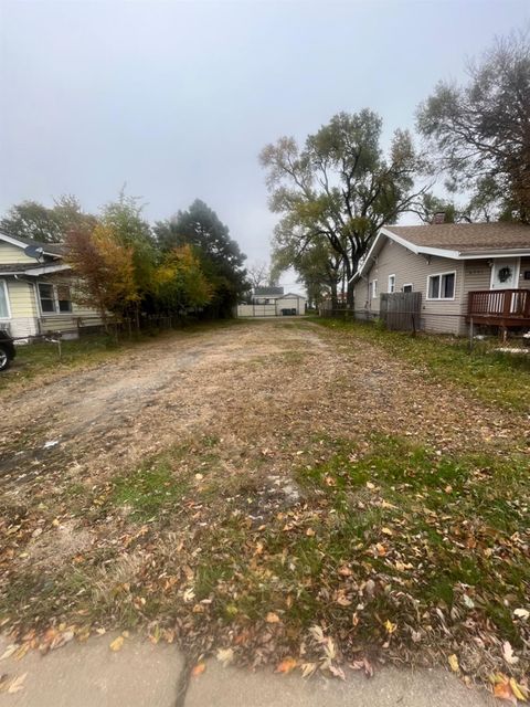 Unimproved Land in Hammond IN 6345 Calumet Avenue 1.jpg