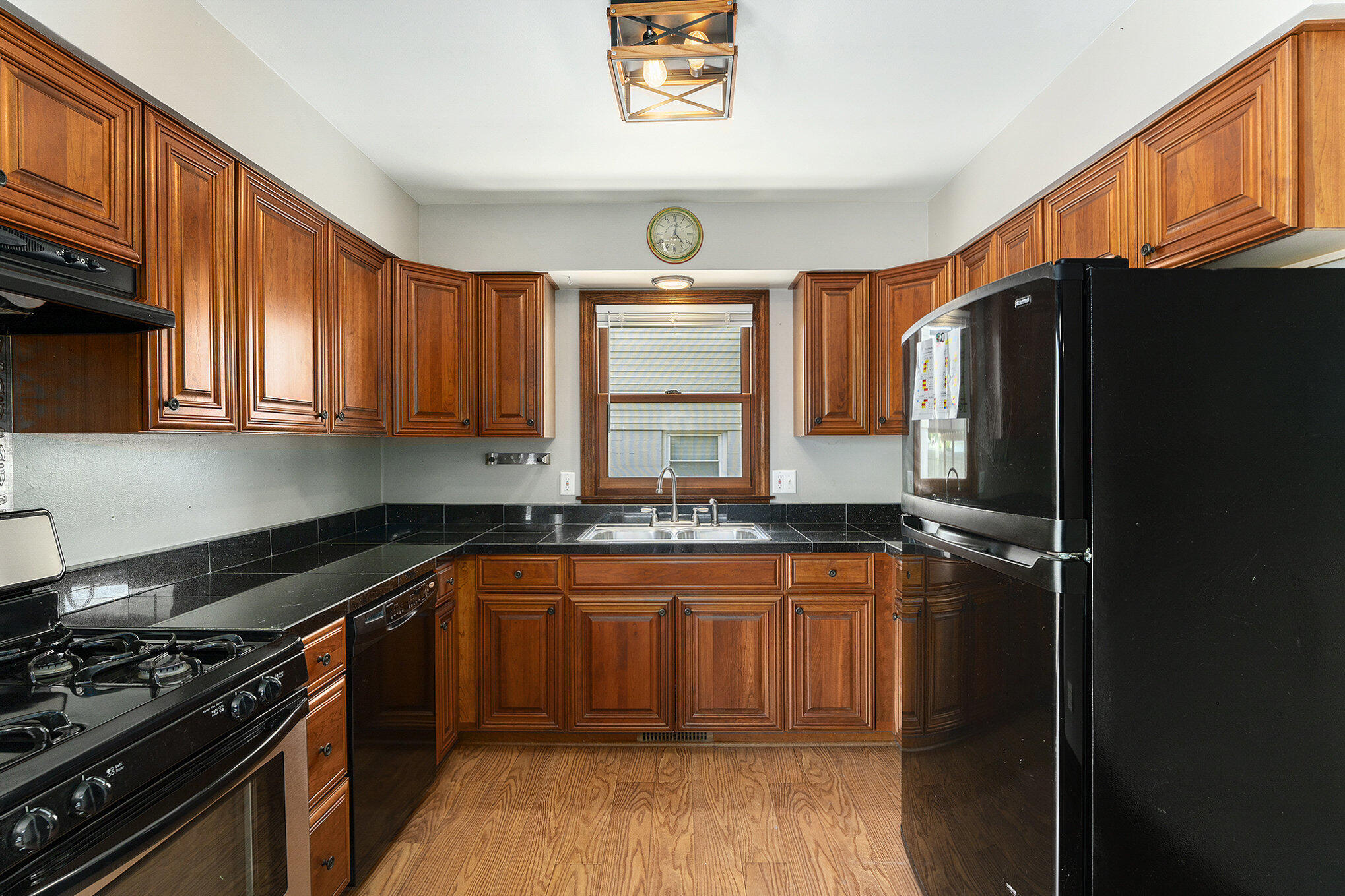 821 Harrison Place