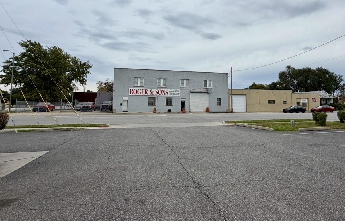 4707 Euclid Avenue