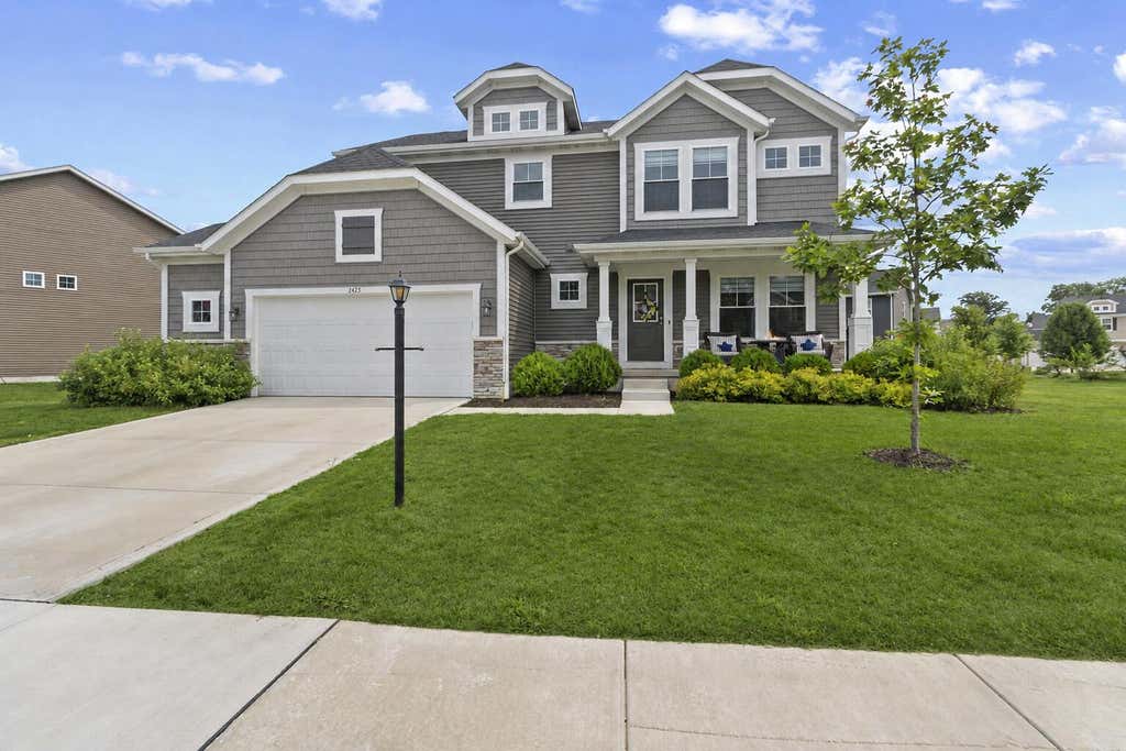 Photo of 2423 Dunewood Street, Portage, IN 46368 (MLS # 843397)