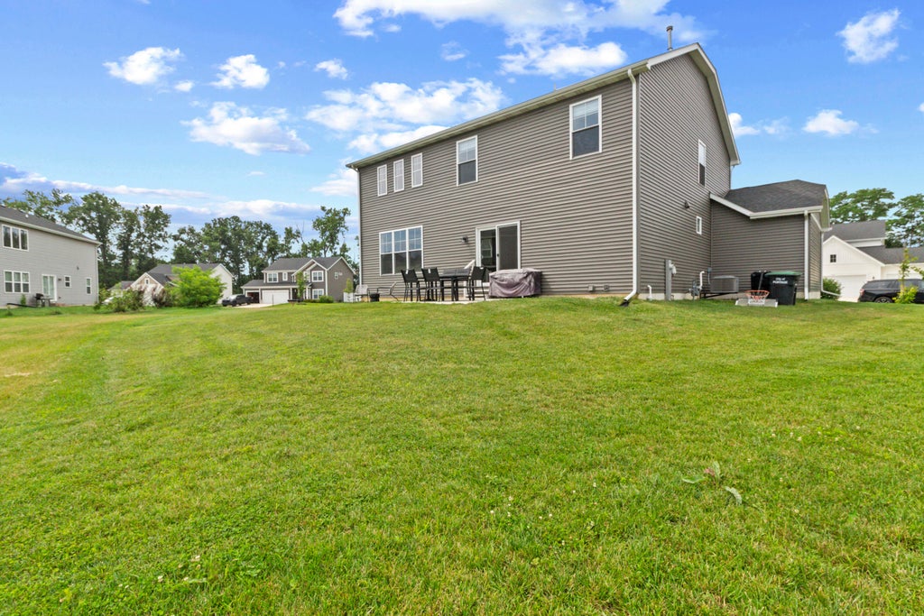 Photo of 2423 Dunewood Street, Portage, IN 46368 (MLS # 843397)