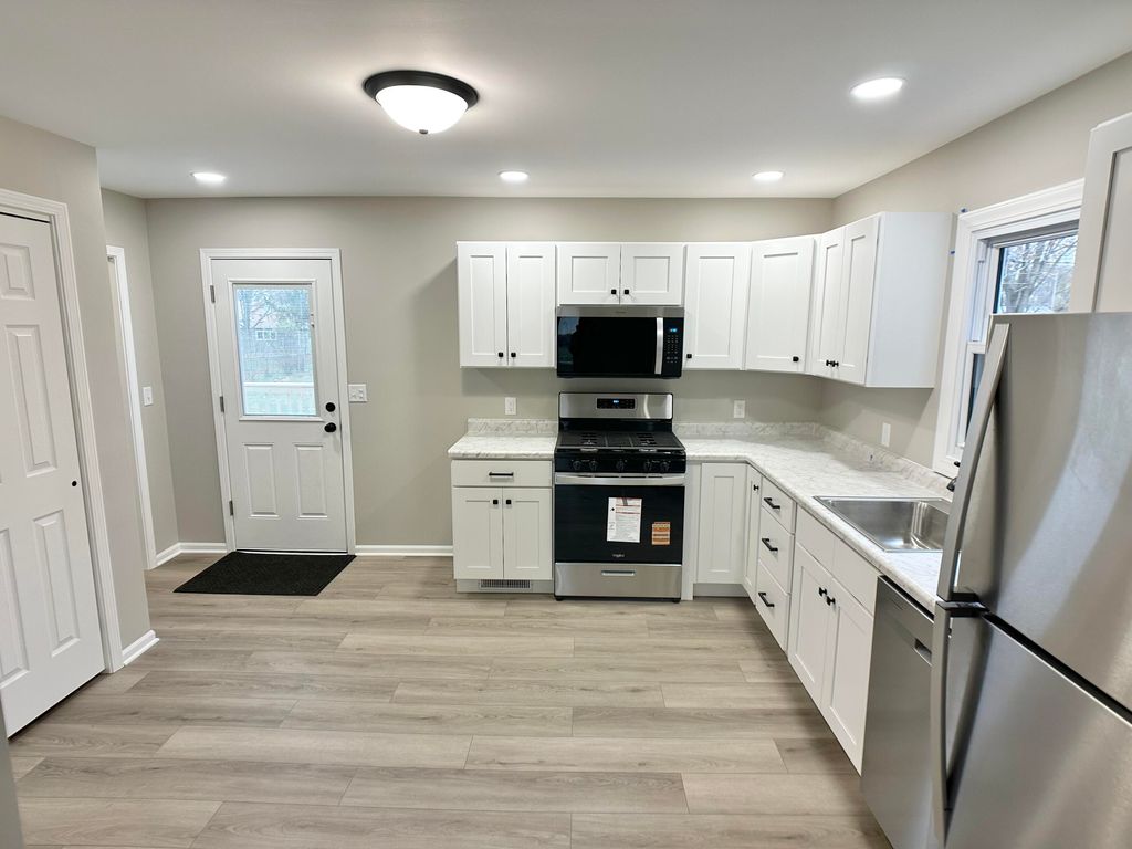 Photo of 306 Maple Street, Crown Point, IN 46307 (MLS # 831304)