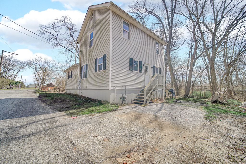 Photo of 6415 W 146th Place, Crown Point, IN 46307 (MLS # 836394)