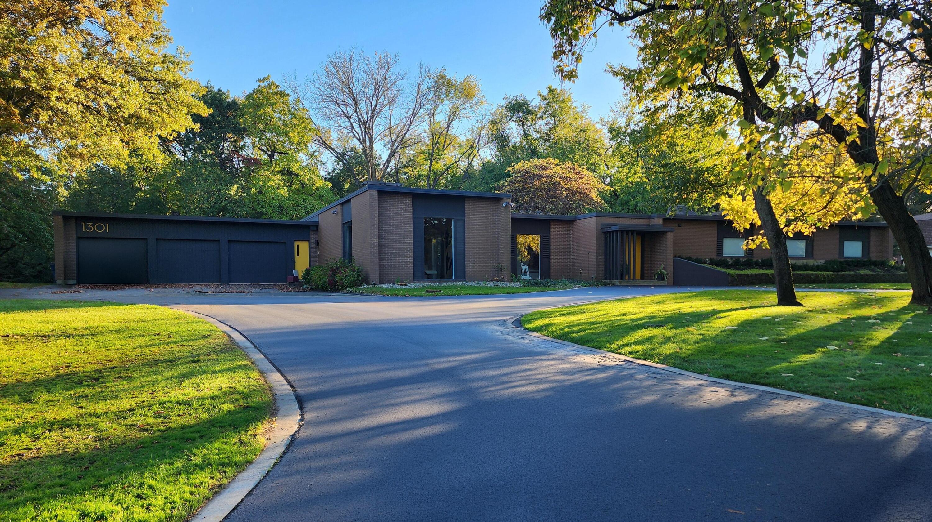 Photo 1 of 24 — 1301 Saint Andrews, Schererville, IN 46375
