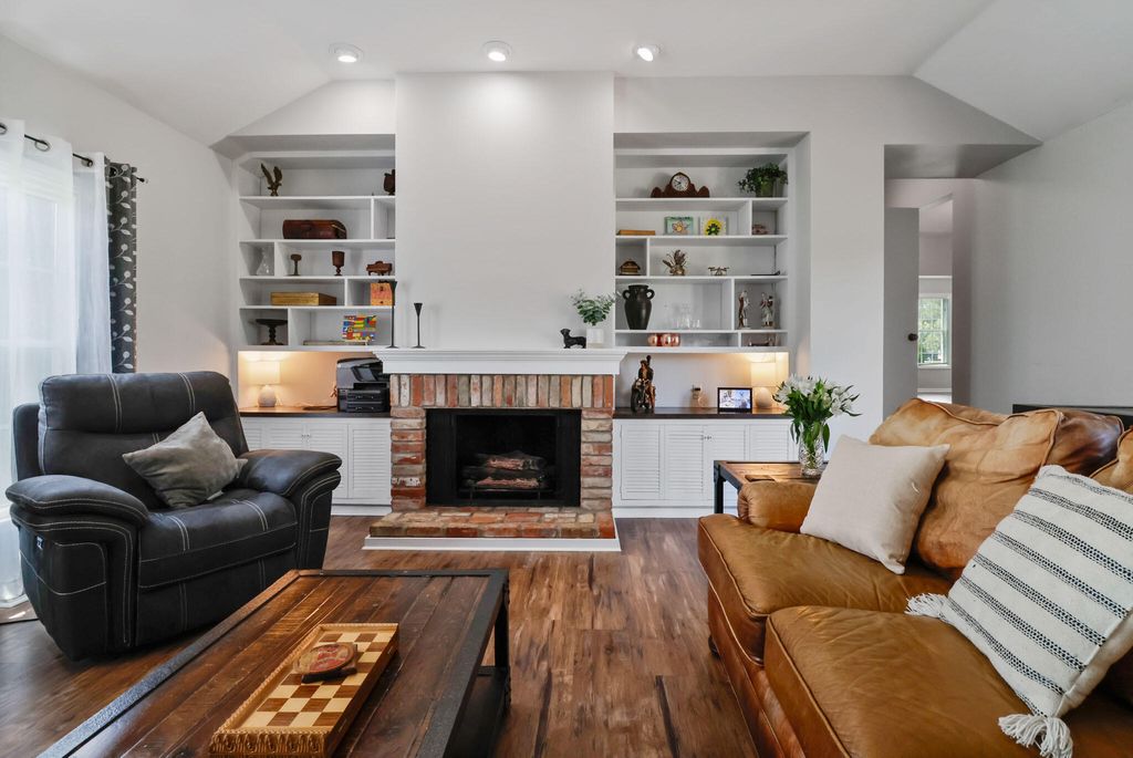 Photo of 12819 Grant Street, Crown Point, IN 46307 (MLS # 835134)