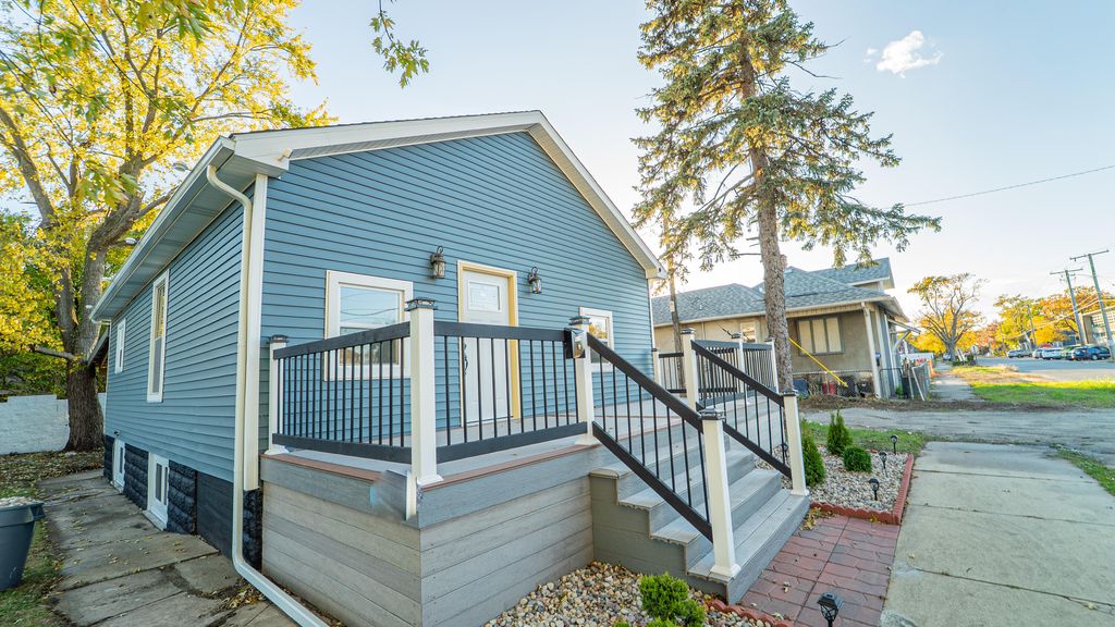 Photo of 519 W 39th Avenue, Gary, IN 46408 (MLS # 830617)