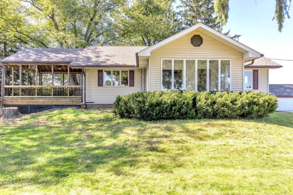 Photo of 13020 N 1000 W, DeMotte, IN 46310 (MLS # 846322)