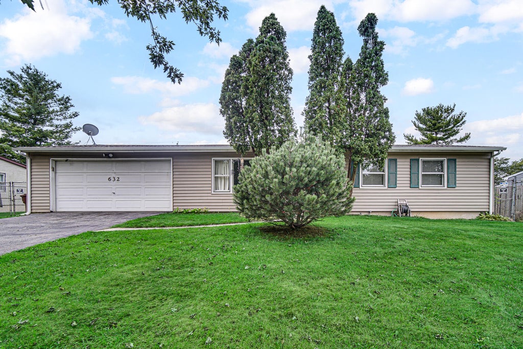 Photo of 632 Old Forge Road, Valparaiso, IN 46385 (MLS # 845862)