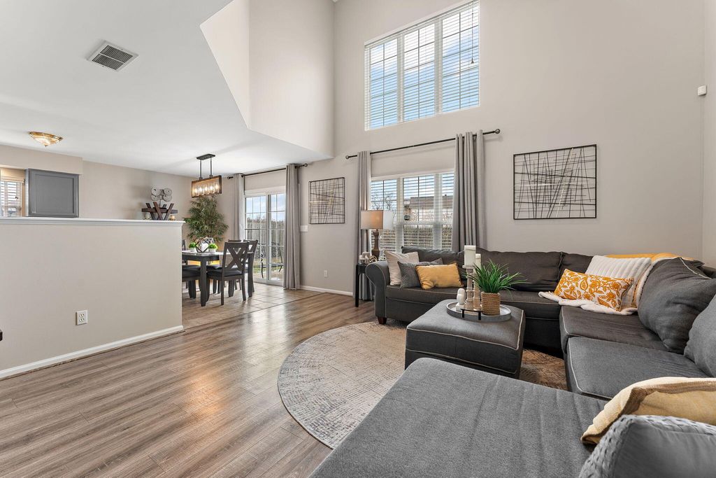 Photo of 259 Fox Trail Court, Hobart, IN 46342 (MLS # 835728)