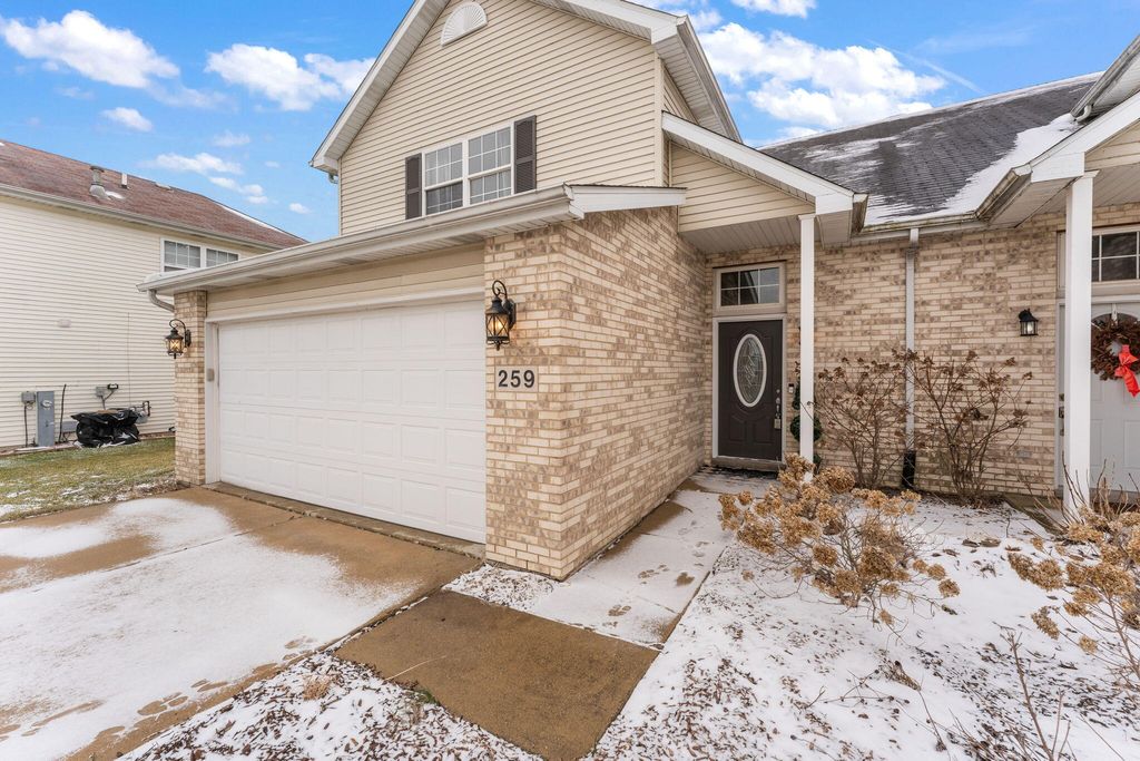 Photo of 259 Fox Trail Court, Hobart, IN 46342 (MLS # 835728)