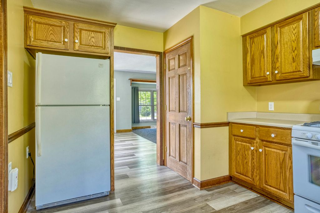 Photo of 4912 W Main Street, Lowell, IN 46356 (MLS # 838239)