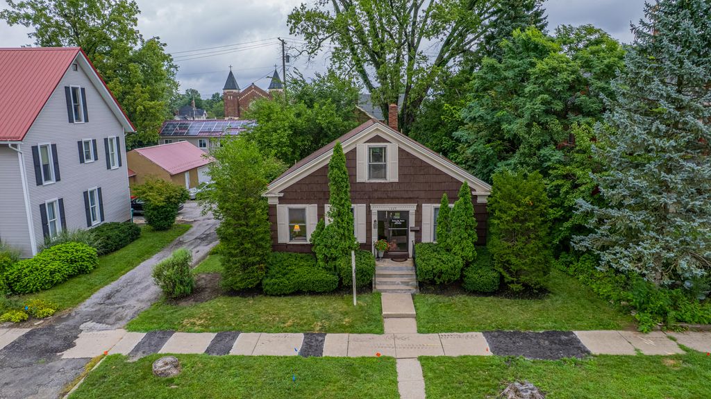 Photo of 1025 Indiana Avenue, La Porte, IN 46350 (MLS # 826875)