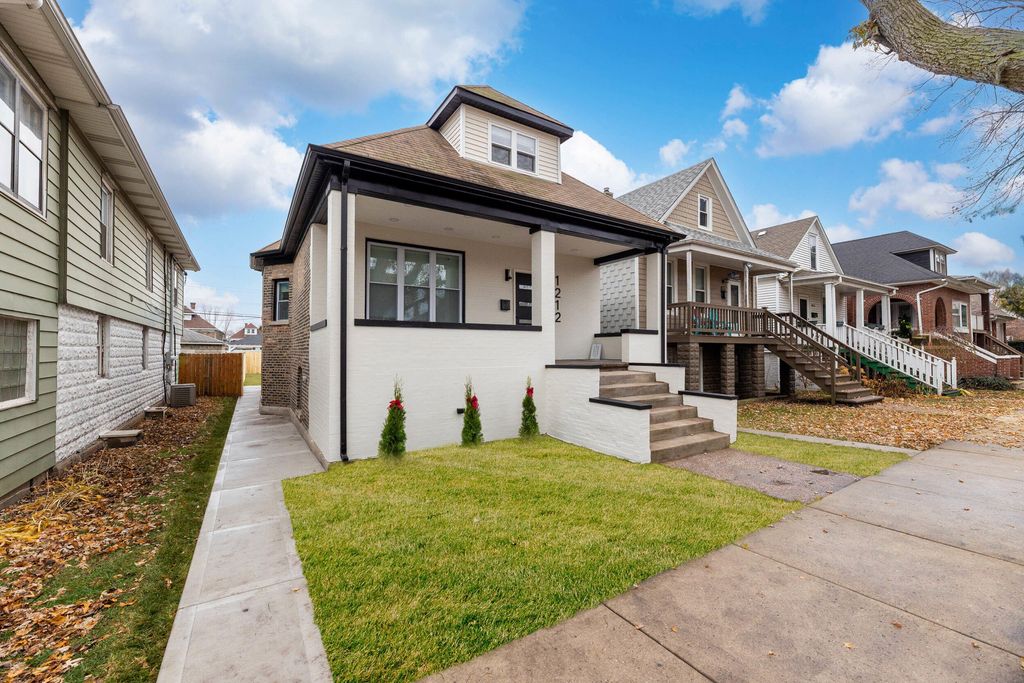 Photo of 1212 W Fred Street, Whiting, IN 46394 (MLS # 831117)