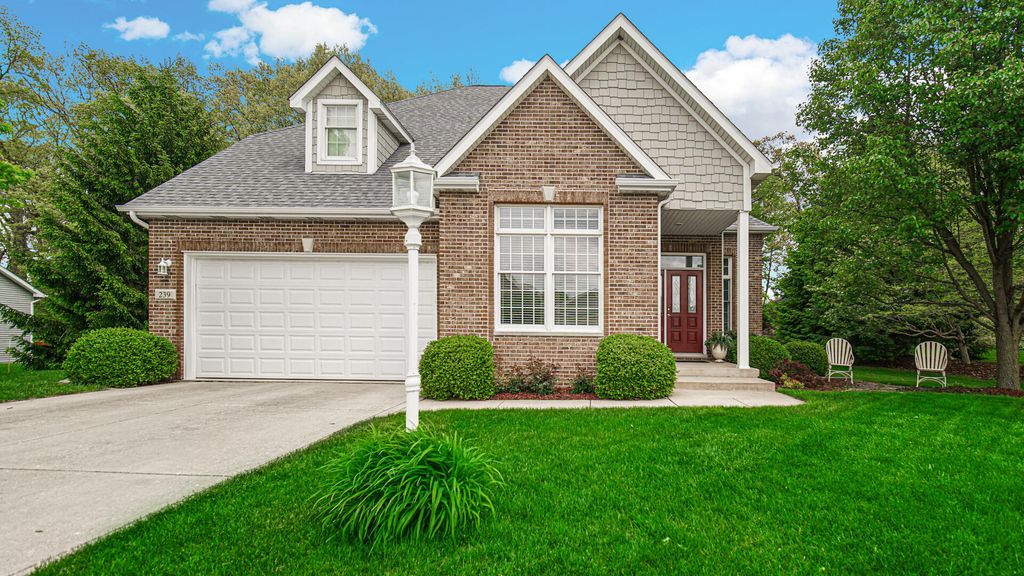 Photo of 239 Edgewood Drive, Valparaiso, IN 46385 (MLS # 838517)