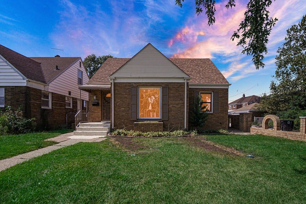 Photo of 518 Rutledge Street, Gary, IN 46404 (MLS # 844797)