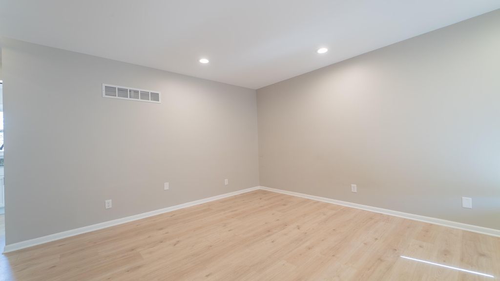 Photo of 840 Appletree Drive, Schererville, IN 46375 (MLS # 835581)