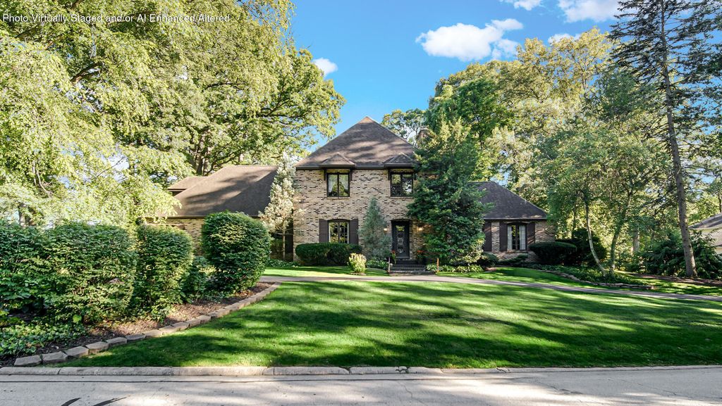 Photo of 2208 Wynnewood Drive, Valparaiso, IN 46385 (MLS # 841212)