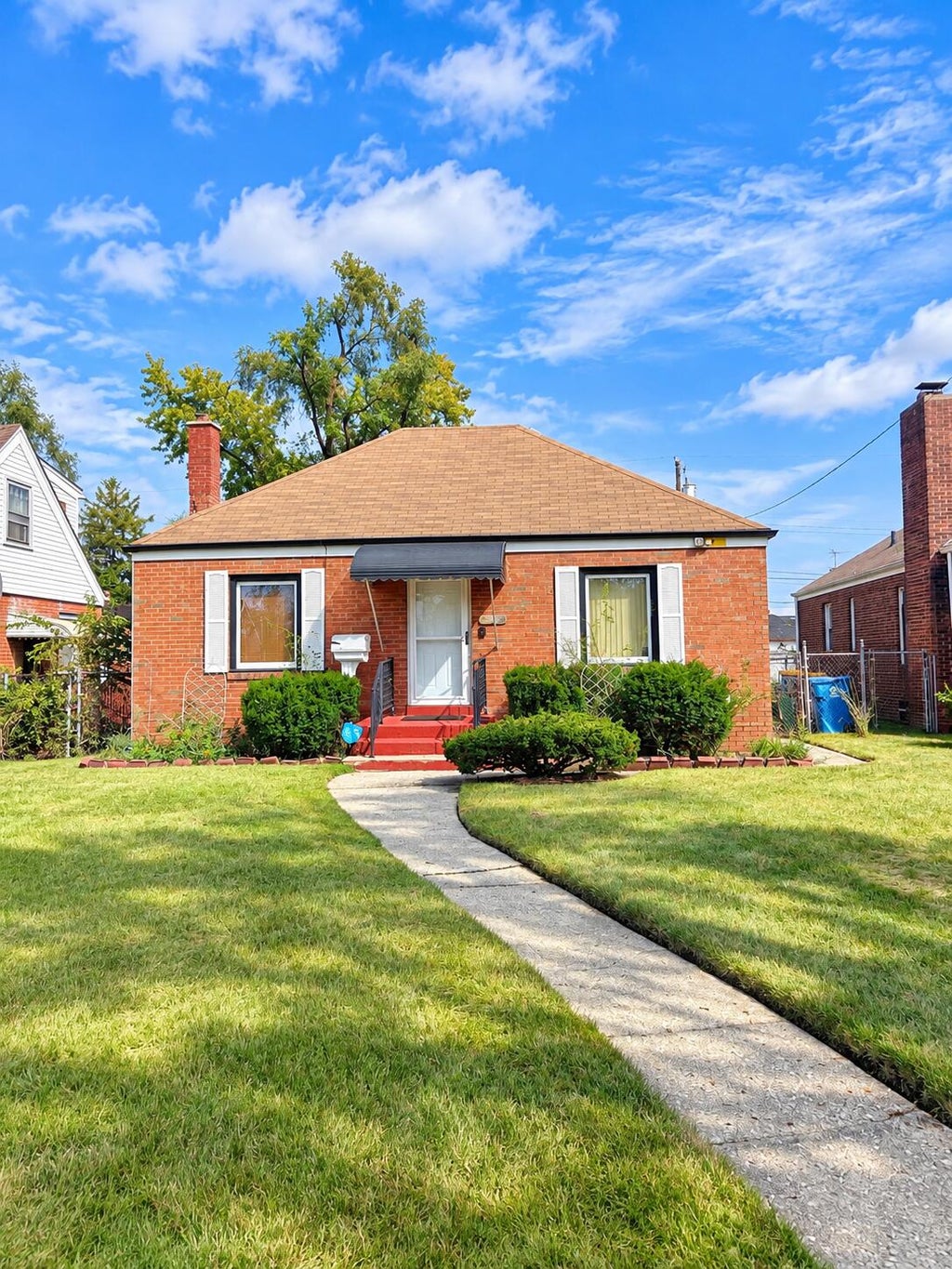 Photo of 231 Mckinley Street, Gary, IN 46404 (MLS # 846331)