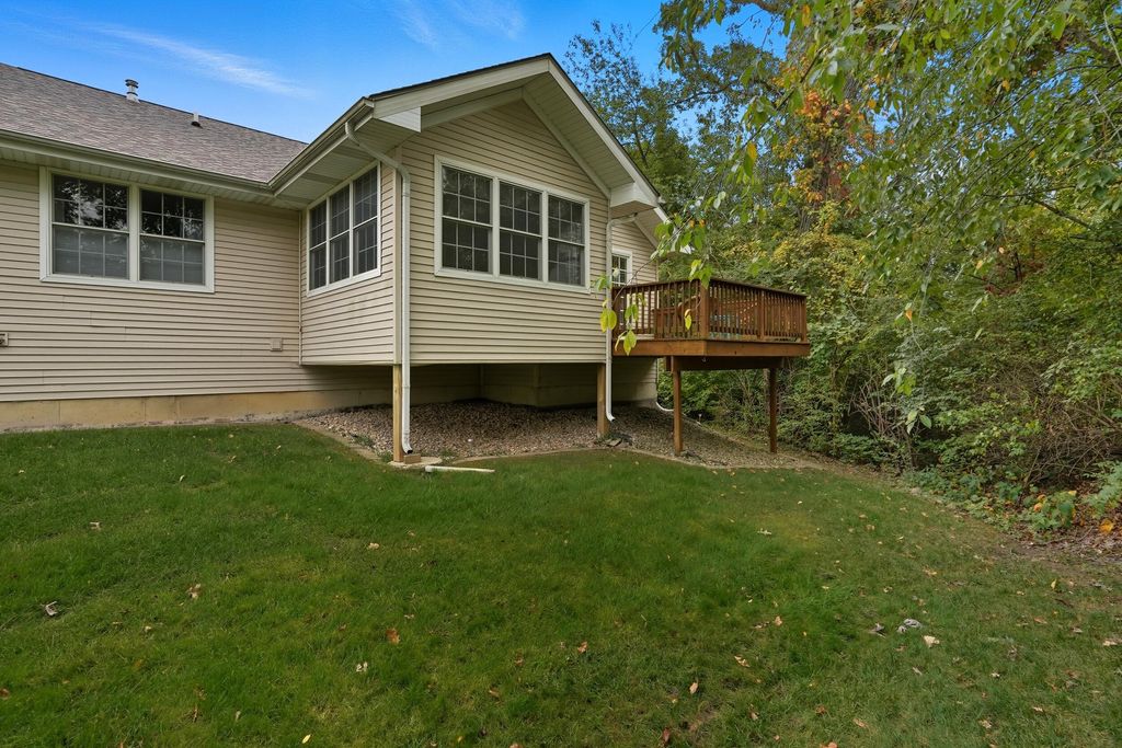 Photo of 10788 Knickerbocker Court, Saint John, IN 46373 (MLS # 829381)