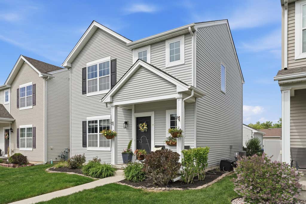 Photo of 12713 Ellsworth Lane, Crown Point, IN 46307 (MLS # 840107)