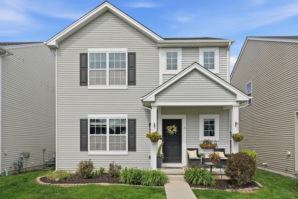 Photo of 12713 Ellsworth Lane, Crown Point, IN 46307 (MLS # 840107)