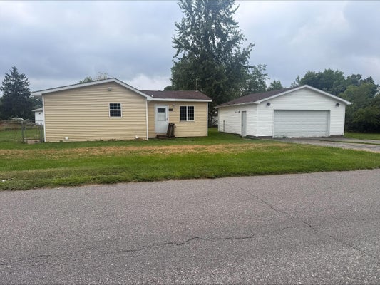 3030 OAK ST, LAKE STATION, IN 46405 - Image e7b473c396e7868bcbfb858e451ac7bc/390746488