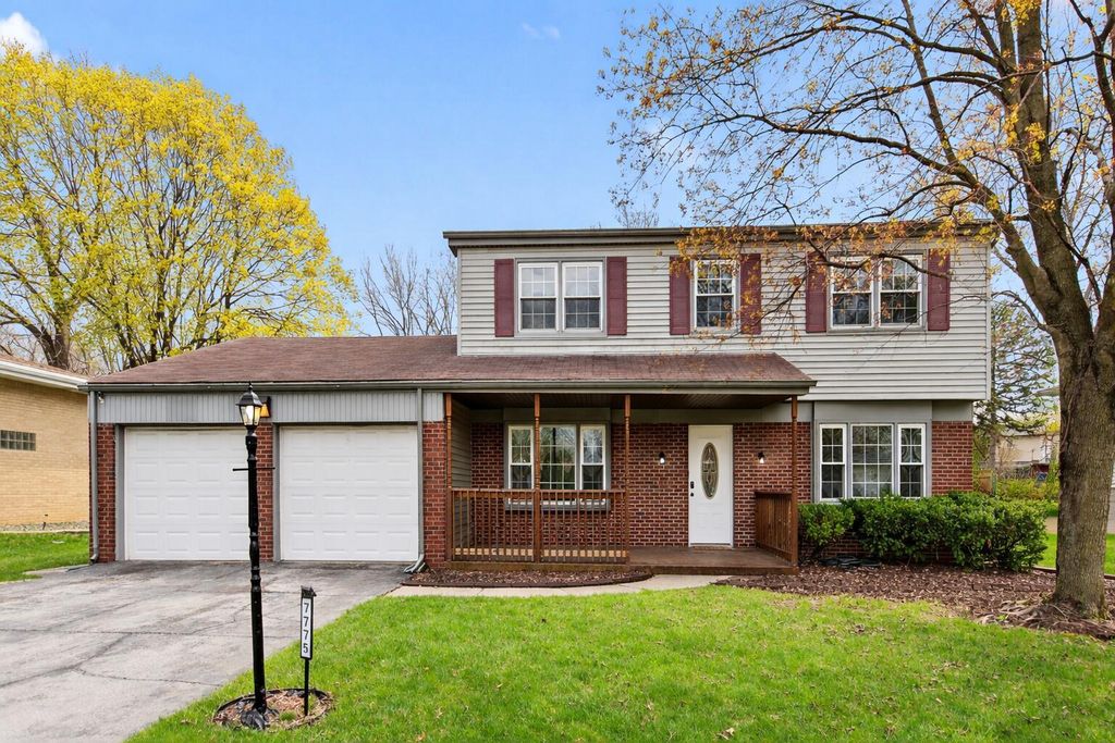 Photo of 7775 Delaware Place, Merrillville, IN 46410 (MLS # 837101)