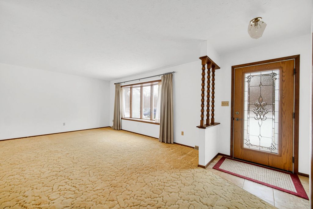 Photo of 3615 N 700 E, Grovertown, IN 46531 (MLS # 832588)