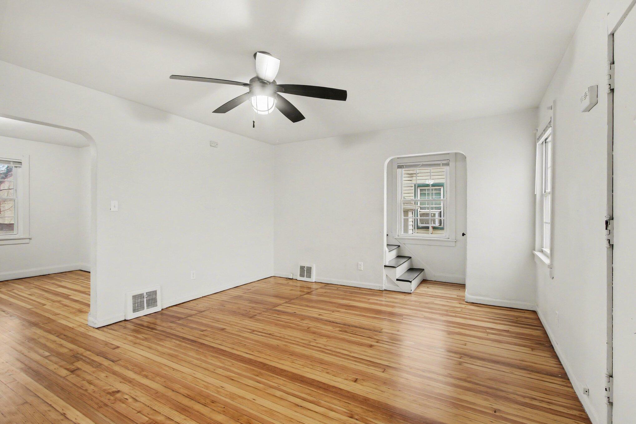 5901 Columbia Avenue