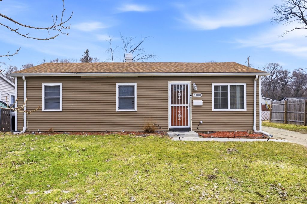 Photo of 4100 W 19th Place, Gary, IN 46404 (MLS # 835386)