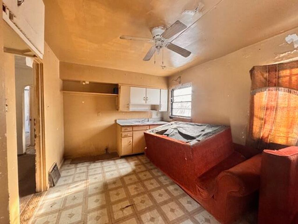 Photo of 1027 E 35th Place, Gary, IN 46409 (MLS # 831727)