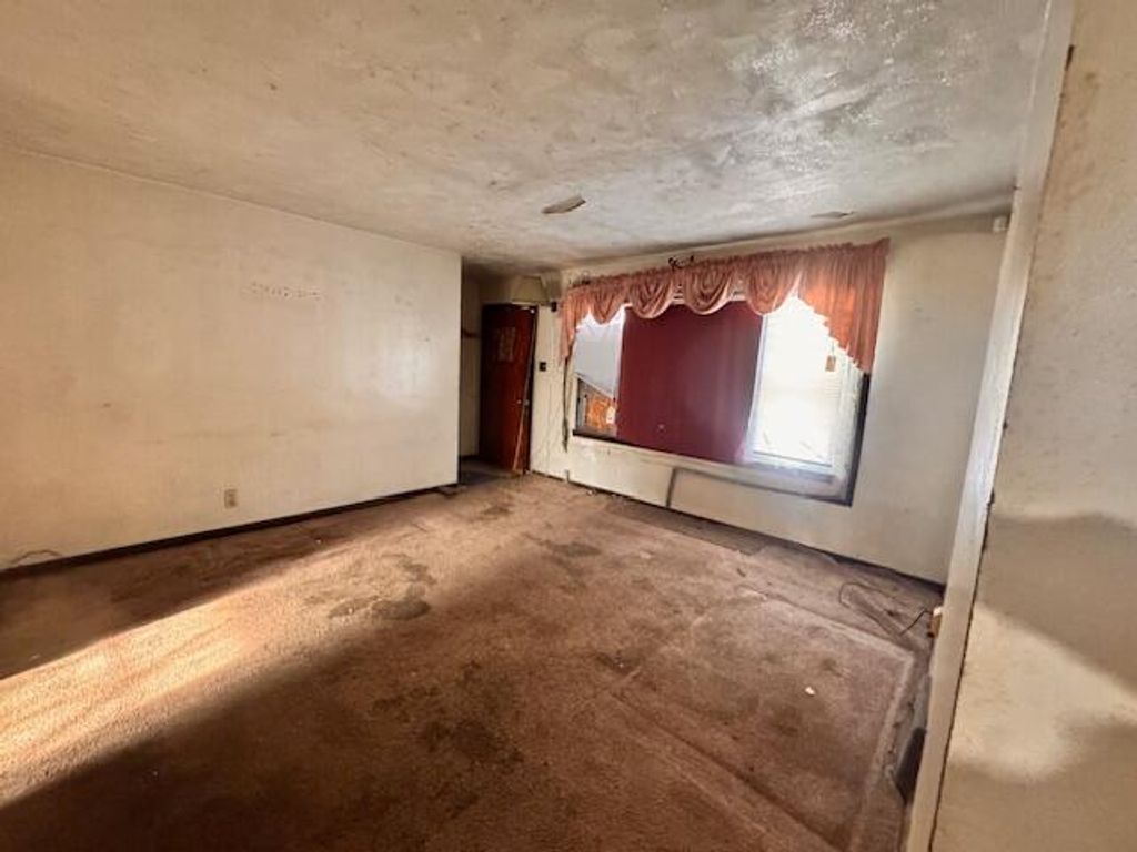 Photo of 1027 E 35th Place, Gary, IN 46409 (MLS # 831727)