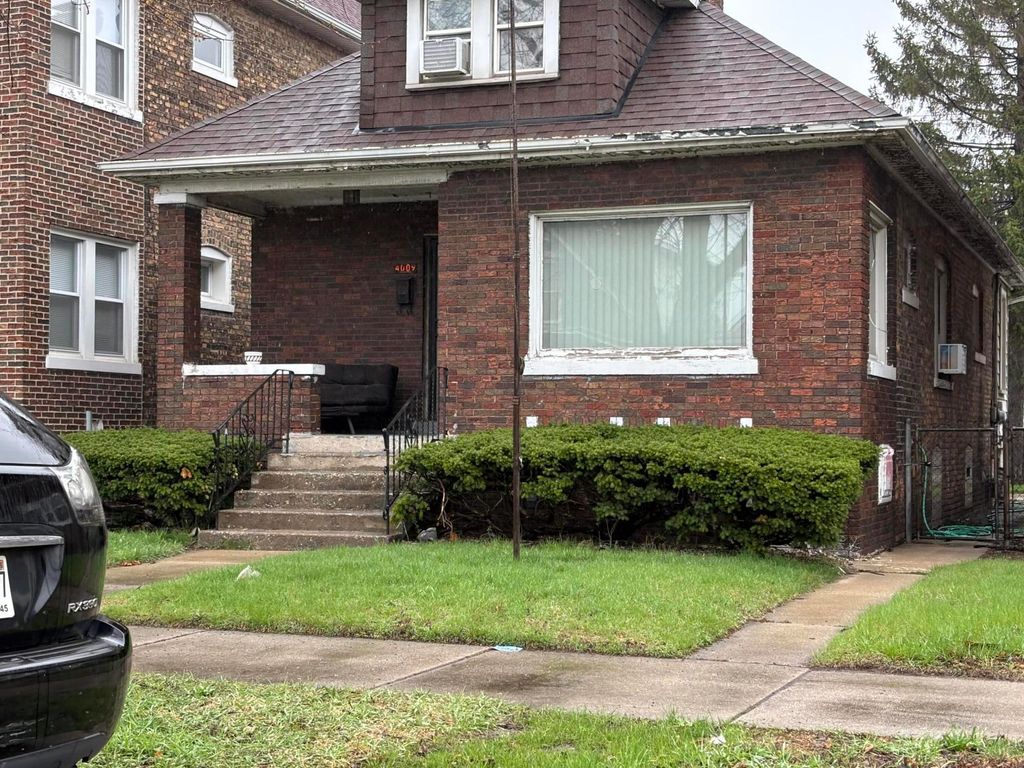Photo of 4009 Pulaski Street, East Chicago, IN 46312 (MLS # 836975)