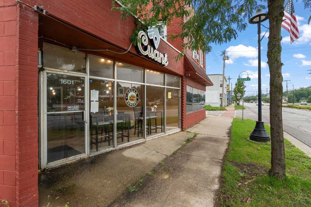 Photo of 1601 E Michigan Boulevard, Michigan City, IN 46360 (MLS # 843920)