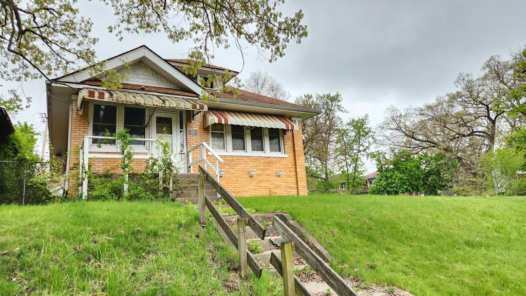 Photo of 25 W 43rd Avenue, Gary, IN 46408 (MLS # 838118)