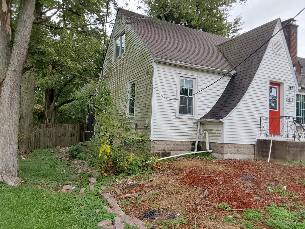 Photo of 411 N Union Street, Hobart, IN 46342 (MLS # 829446)