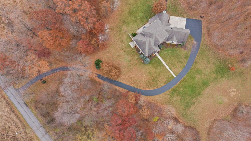 Photo of 474 E 1200 N, Chesterton, IN 46304 (MLS # 835302)