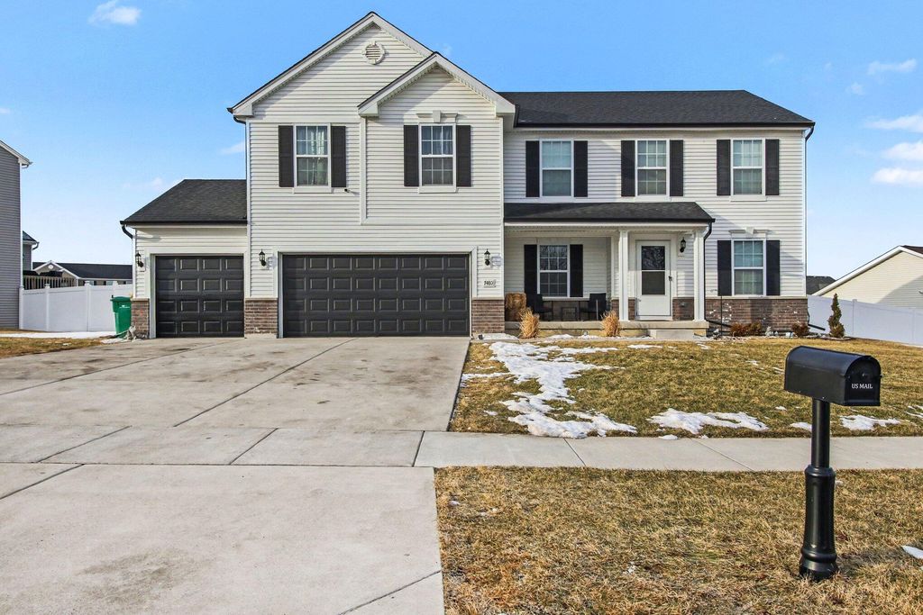 Photo of 7480 Williams Street, Merrillville, IN 46410 (MLS # 833998)