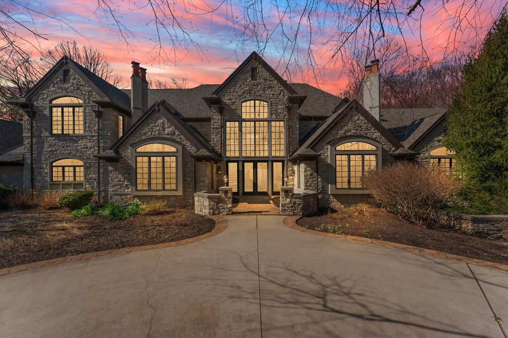 Photo of 219 Crabapple Lane, Valparaiso, IN 46383 (MLS # 819394)
