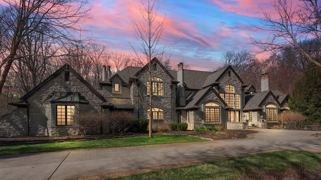 Photo of 219 Crabapple Lane, Valparaiso, IN 46383 (MLS # 819394)