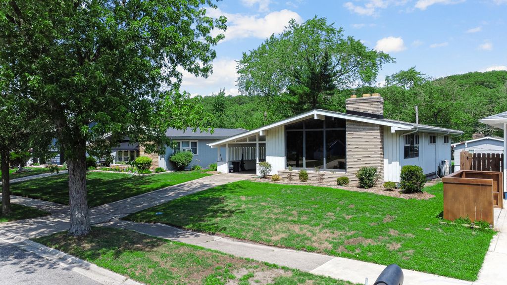 Photo of 8234 Hickory Avenue, Gary, IN 46403 (MLS # 835113)