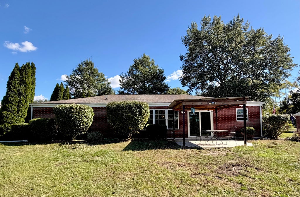 Photo of 416 Hickory Street NW, DeMotte, IN 46310 (MLS # 846388)