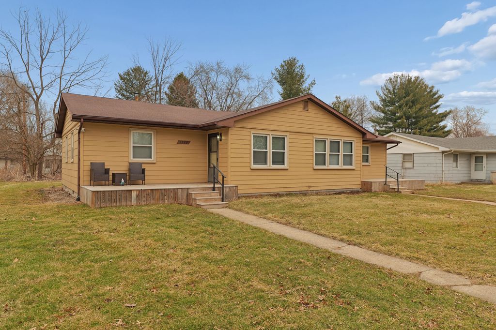 Photo of 1220-1222 Park Avenue, Chesterton, IN 46304 (MLS # 834709)