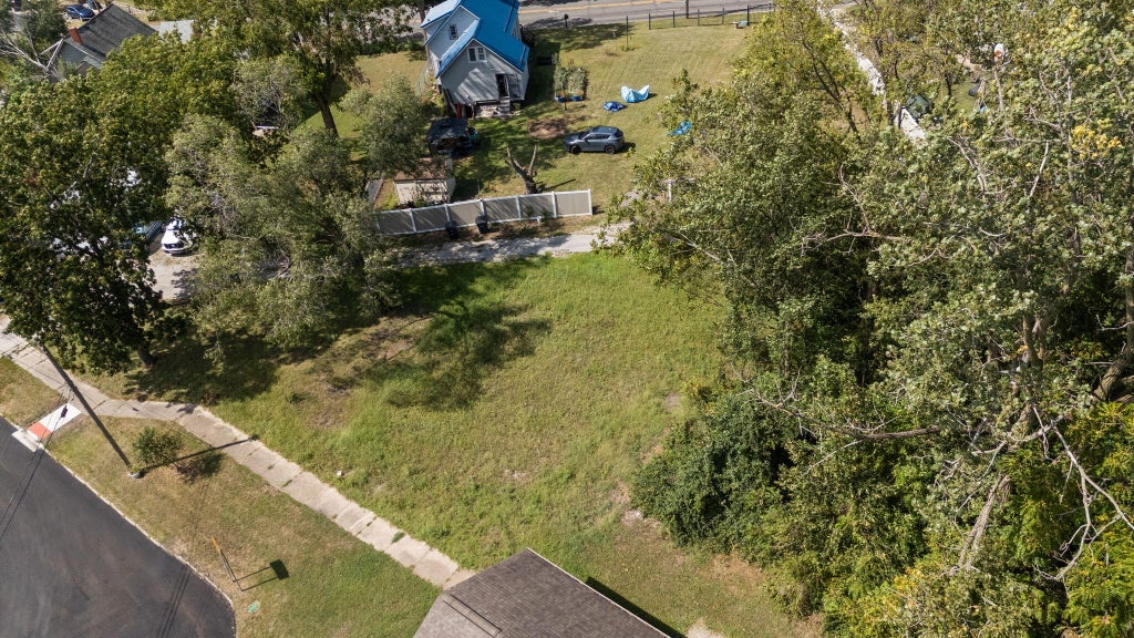 Photo of 120 Custer Avenue, Michigan City, IN 46360 (MLS # 845132)